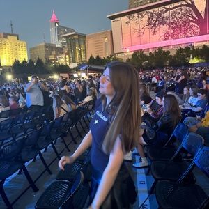 Meet your Posher, Mackenzie